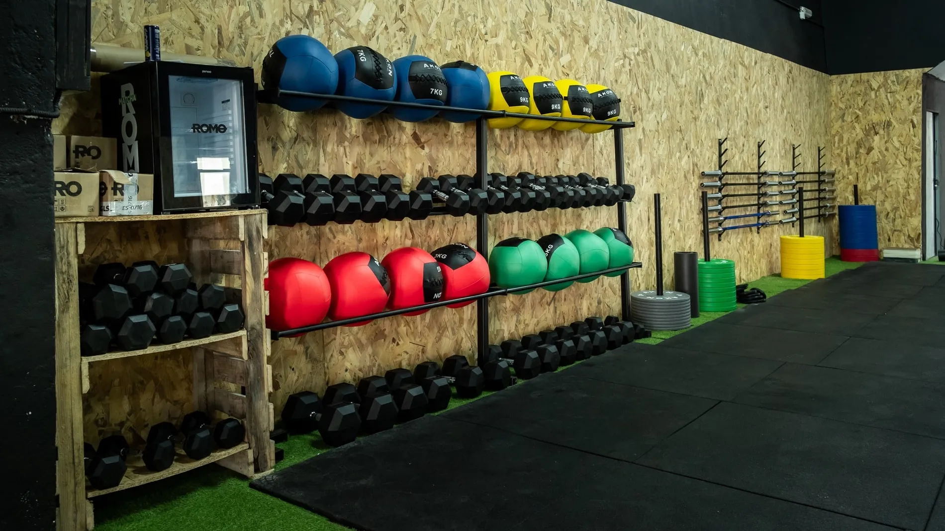 Box El Mero en Cangas del Narcea — zona de entrenamiento funcional